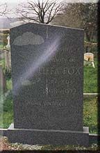 Uffa Fox - headstone